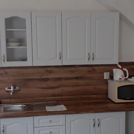 Farma Macas Villa Lázně Bohdaneč Buitenkant foto