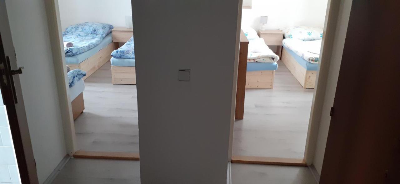 Farma Macas Villa Lázně Bohdaneč Buitenkant foto
